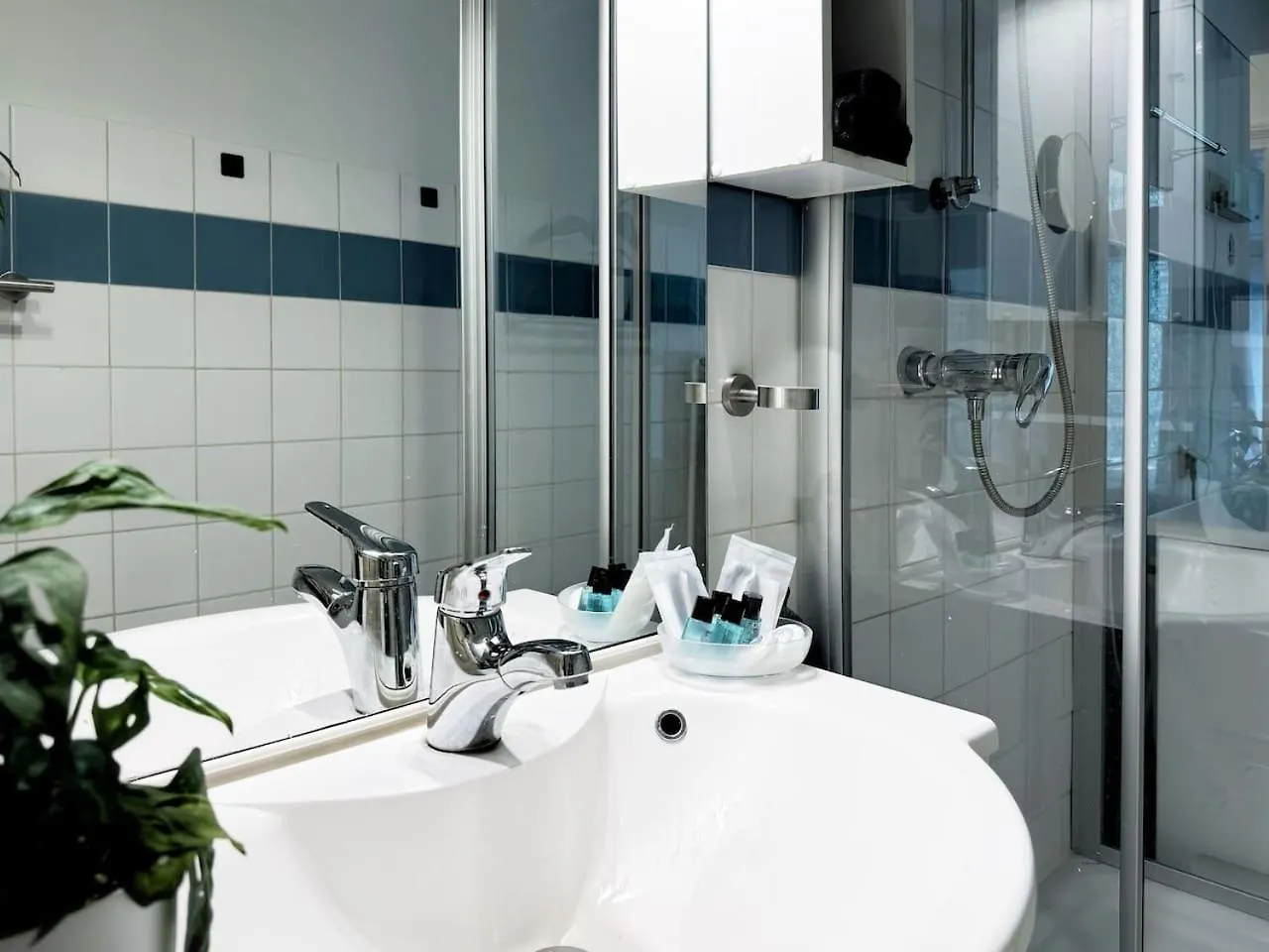 Holidayhome Apartments I Stylish Private Room In Heart Of Berlin-Kreuzberg! Germany
